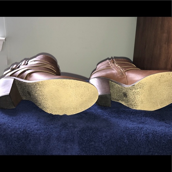 Women’s Ankle Boots - Picture 5 of 5